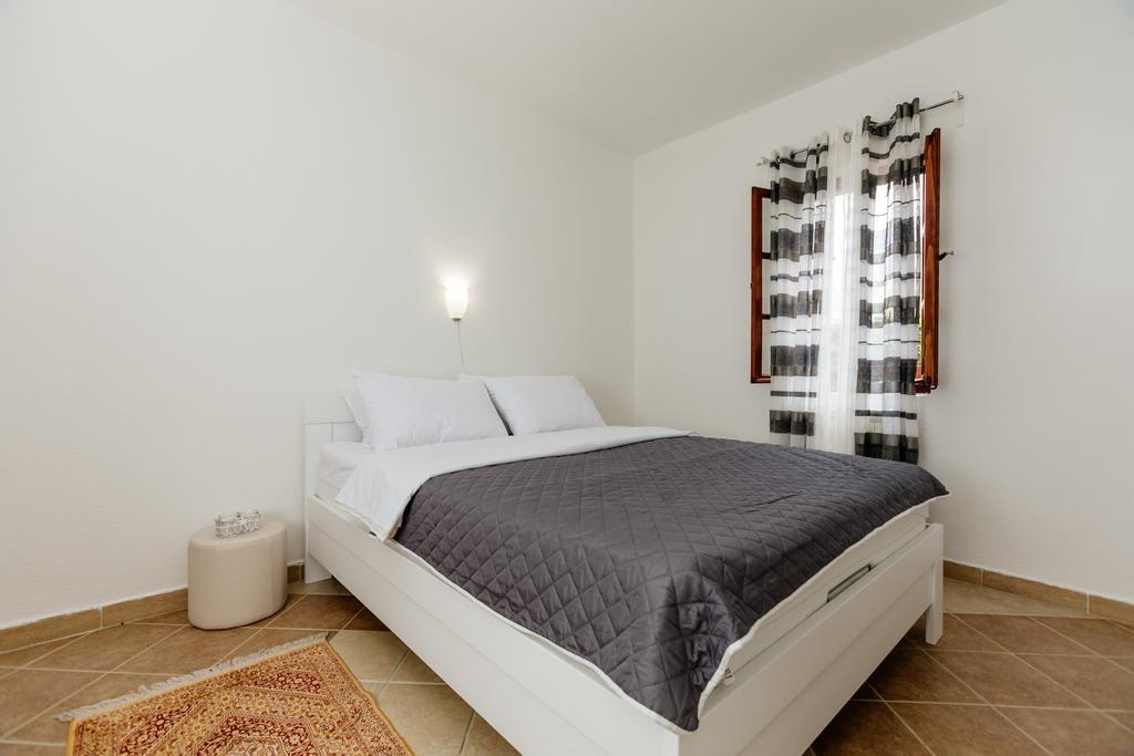 Villa Luxury Stone On The Sea With Private Pool And View Kotor Luaran gambar