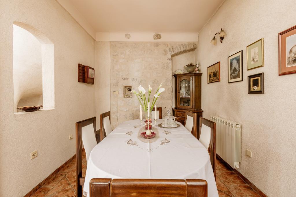 Villa Luxury Stone On The Sea With Private Pool And View Kotor Luaran gambar