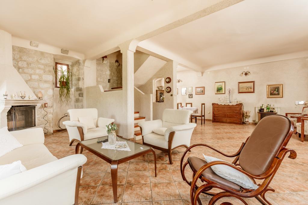 Villa Luxury Stone On The Sea With Private Pool And View Kotor Luaran gambar